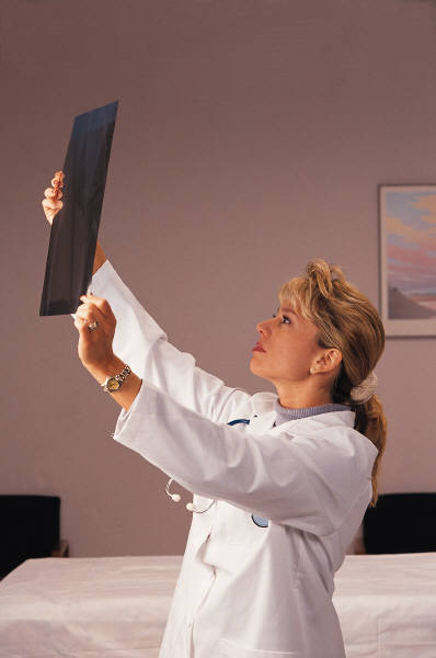 Radiologists Identify, Treat Self-Injuring Teens