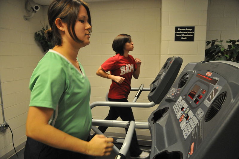 Pregnant Moms Breakin’ a Sweat