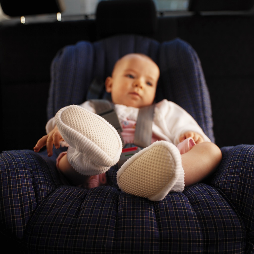 Smoking in Cars: Polluting Kids