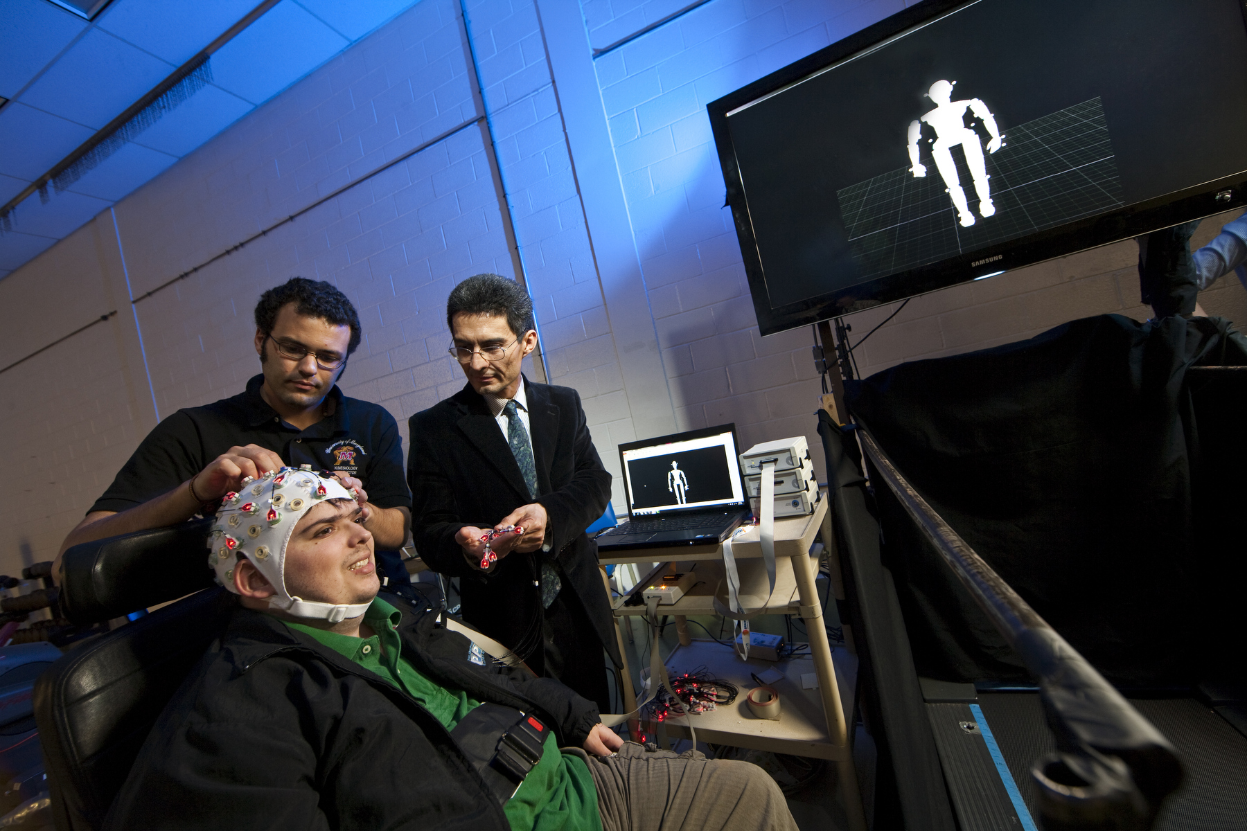 Brain Cap Changes Thought into Motion