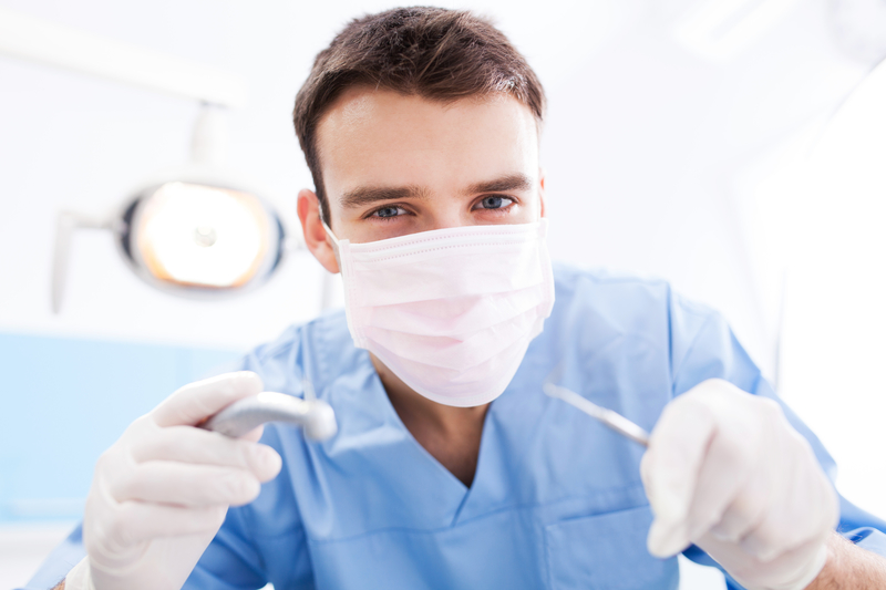 How Your Dentist May Prevent Pneumonia