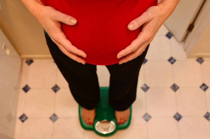 Pregnancy Problems Tied to Bigger Babies