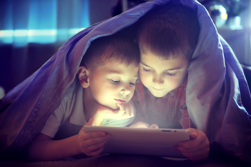 How Smartphones Affect Kids' Sleep