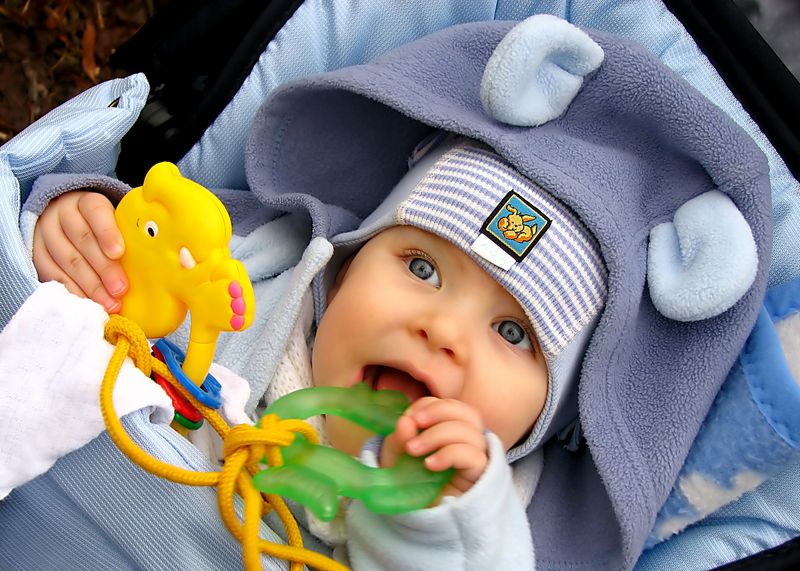 For Teething Babies, Benzocaine May Pose Risks