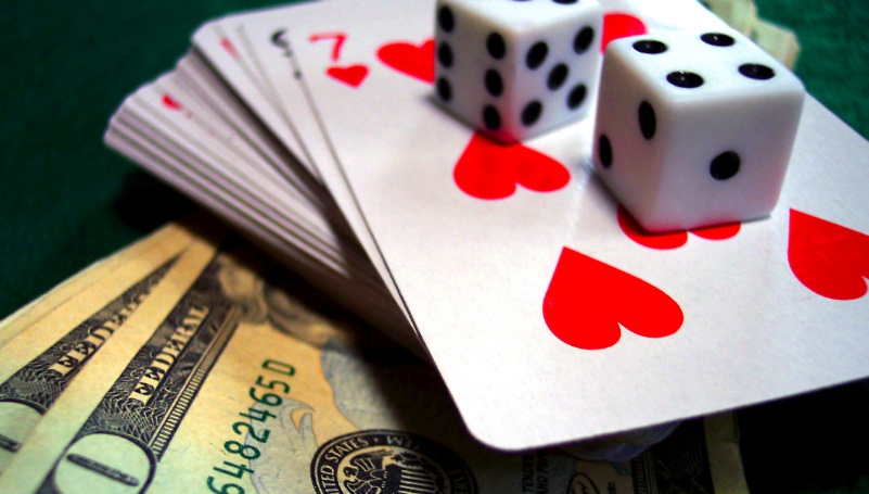 Smoking Ban at Casinos Lowers Health Gamble