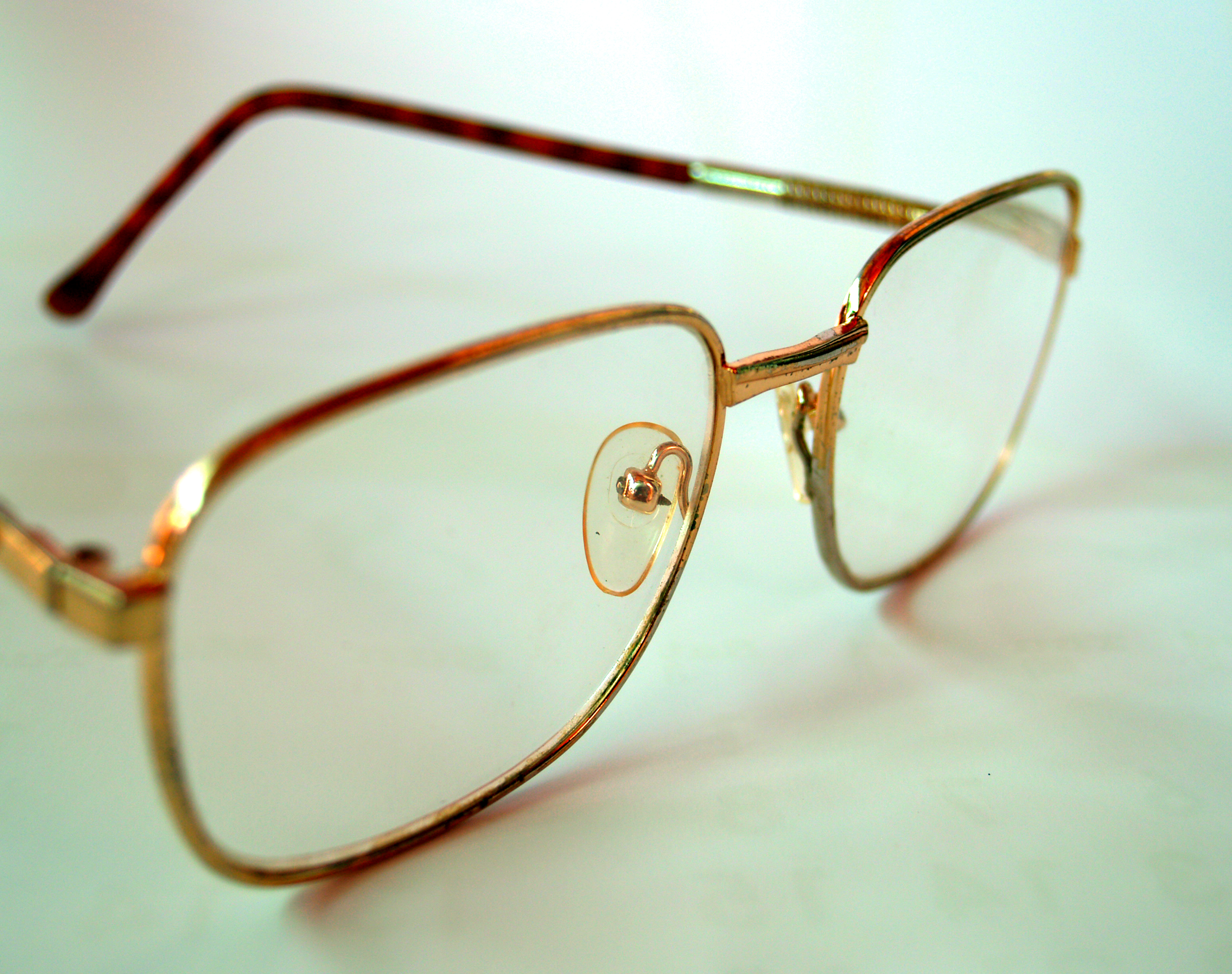 Prescription Glasses Ordered Online Prove Unsafe