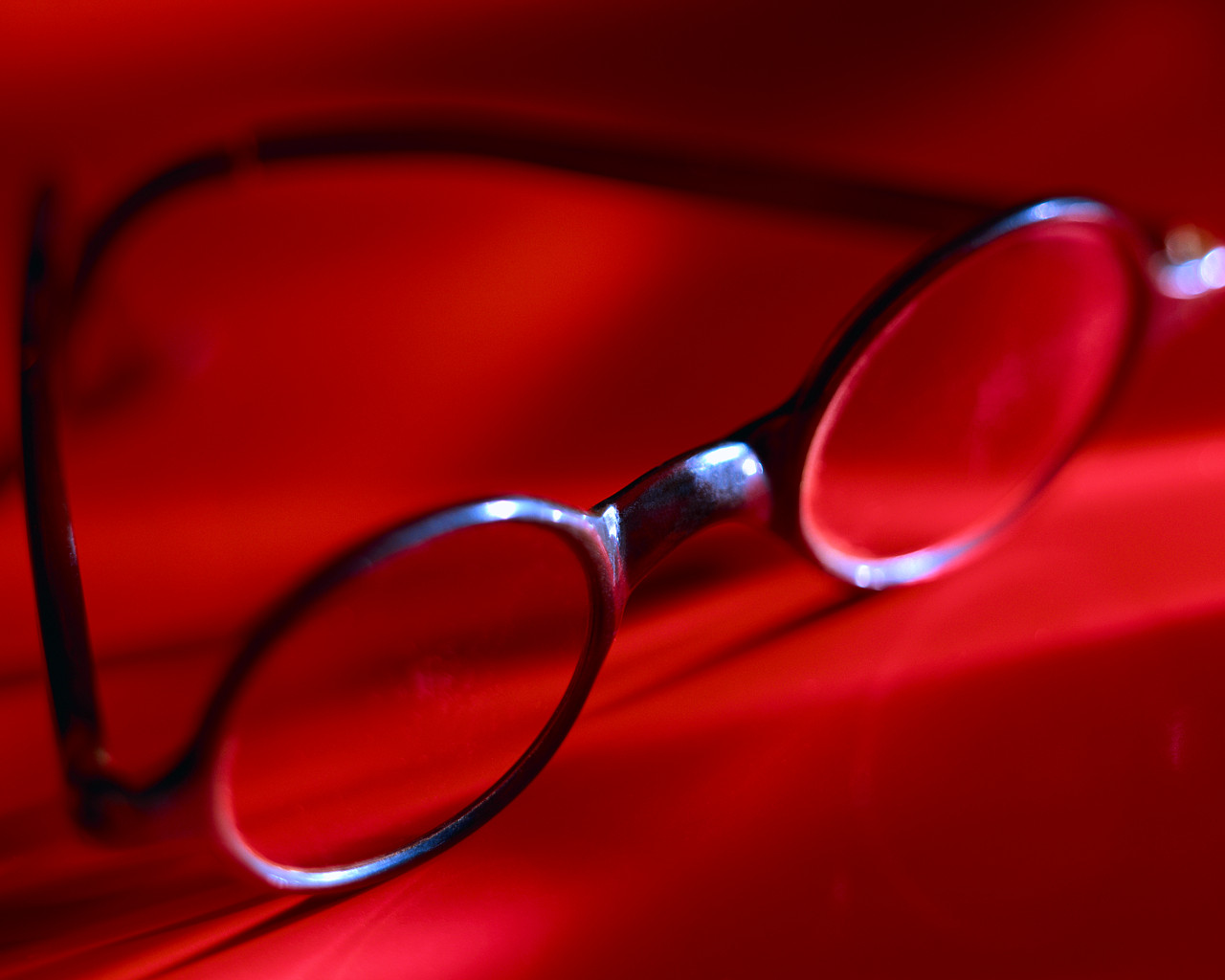 Viral Infection Linked to Blinding Eye Disease