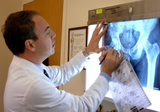 Smoking and Heartburn may Lead to Fractures