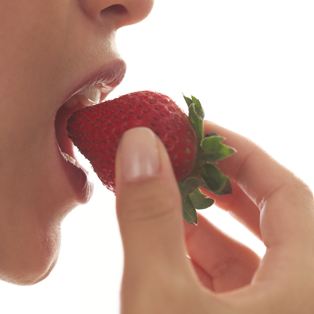 The Safety of Snacking While Giving Birth