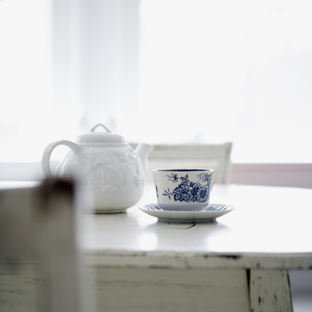 Gold and Tea Overwhelm Prostate Cancer