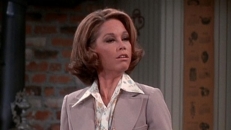 Mary Tyler Moore "Recovering Nicely"