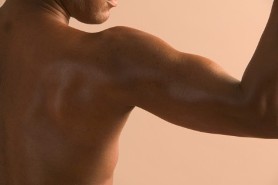 Stronger Muscles Survive Cancer Better