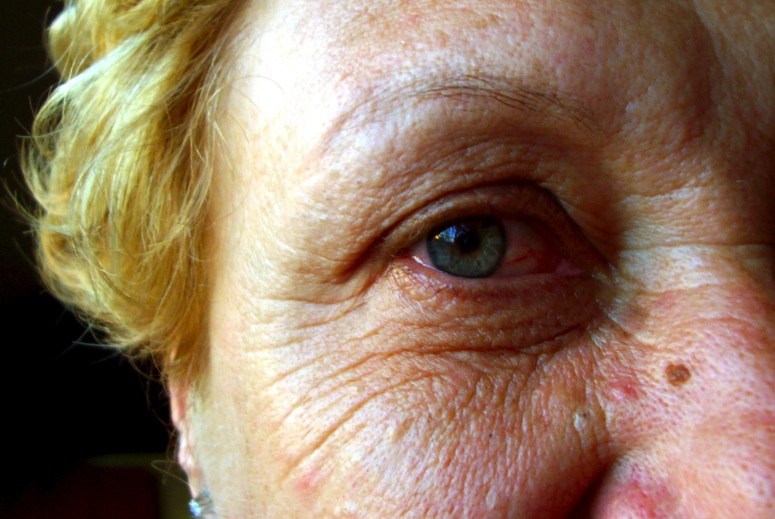 Vitamins for Old Eyes, But Not Omega-3s