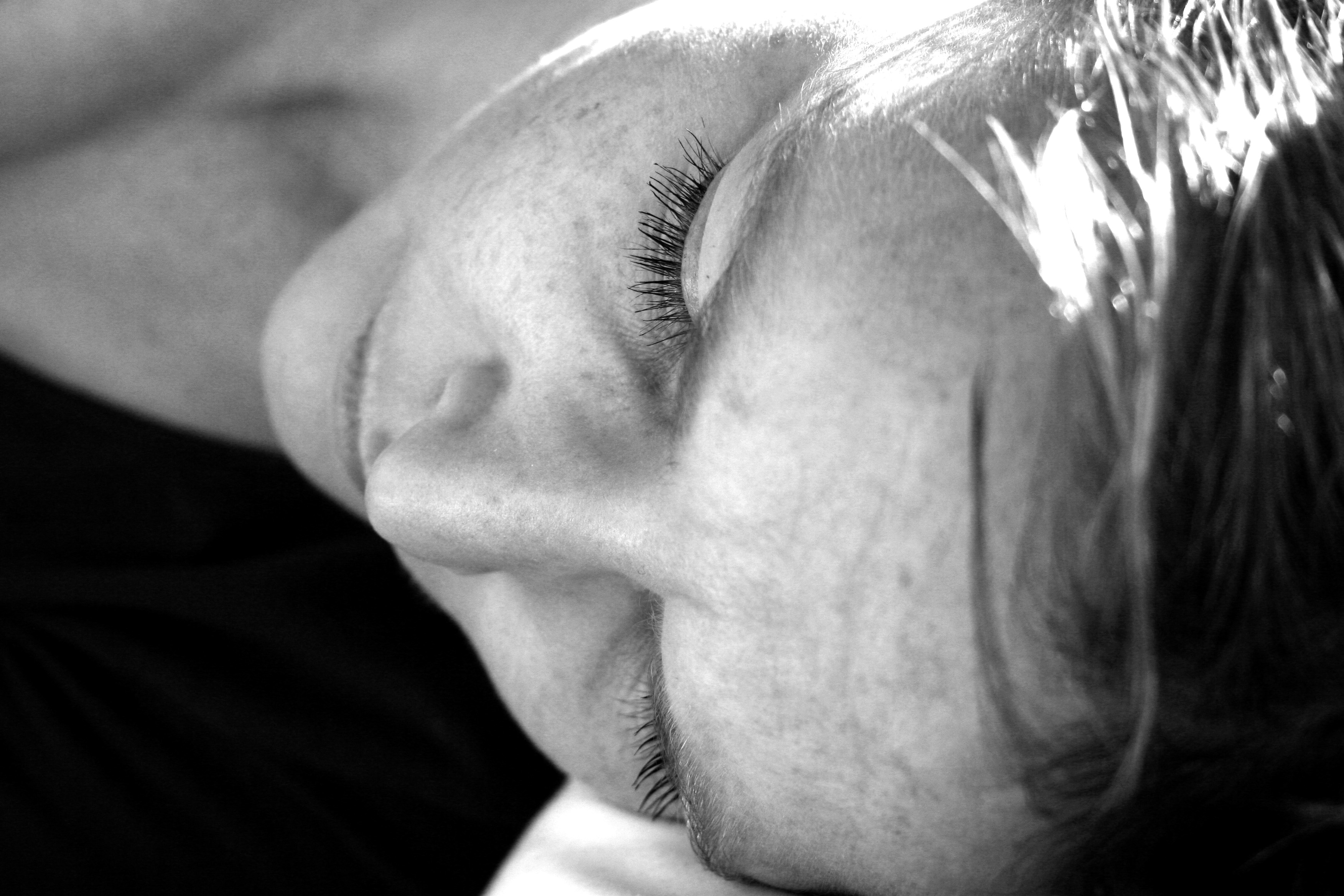 Fewer Zzz's May Mean Worse Breast Cancer