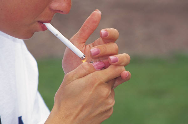 Smoking Prompts Earlier Strokes