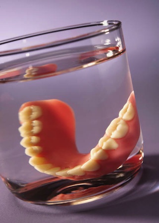 A Solution for Denture Storage