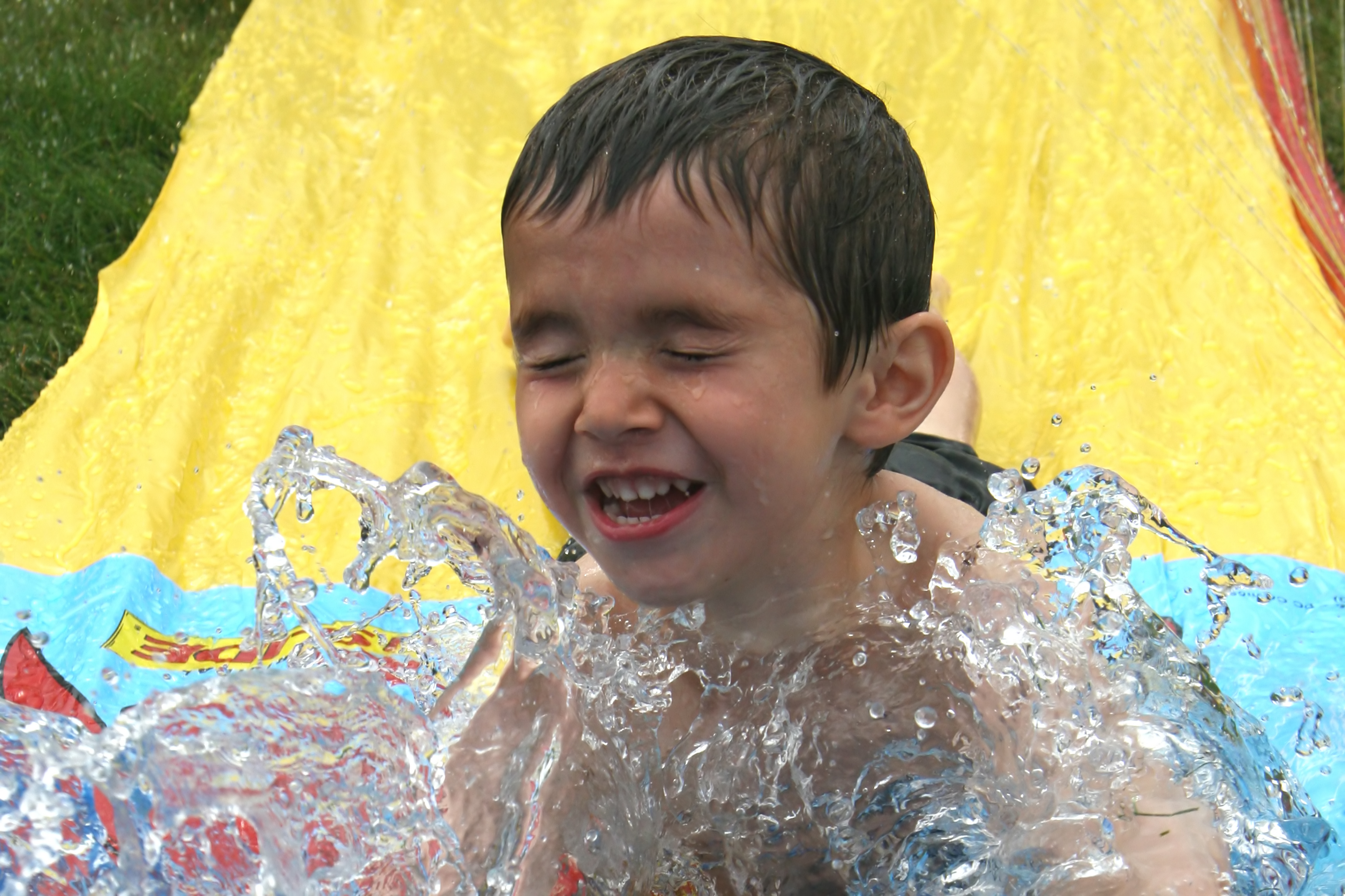 Water Park Illness Preventable But Few Take Precaution