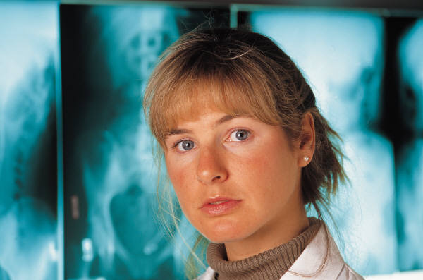MRI May Spot Arthritis Unseen by X-ray